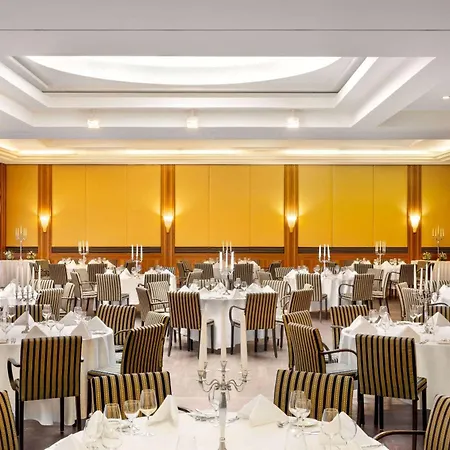 Vienna House By Wyndham Sonne Готель 4*